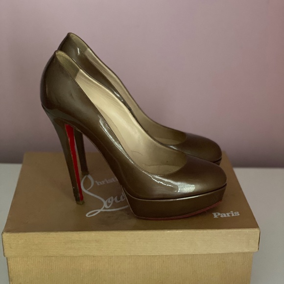CHRISTIAN LOUBOUTIN BIANCA PUMP